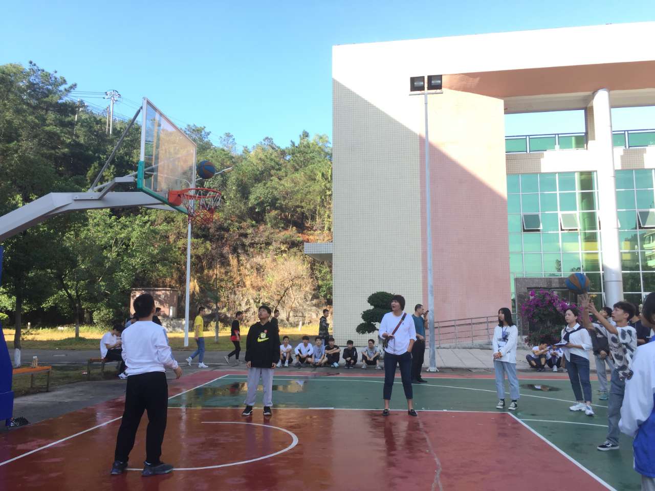 定点投篮2.jpg 定点投篮2.jpg
