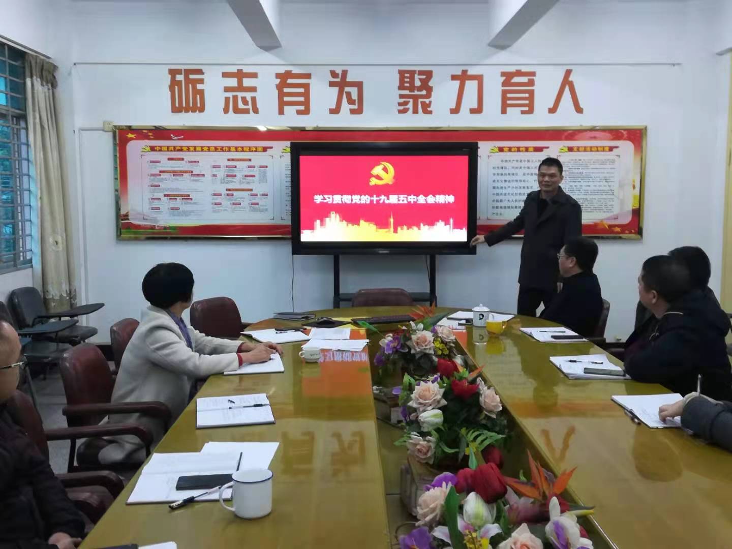 封面.jpg 封面.jpg