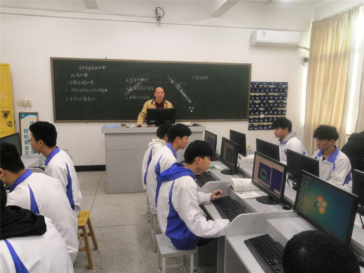 中卿.jpg