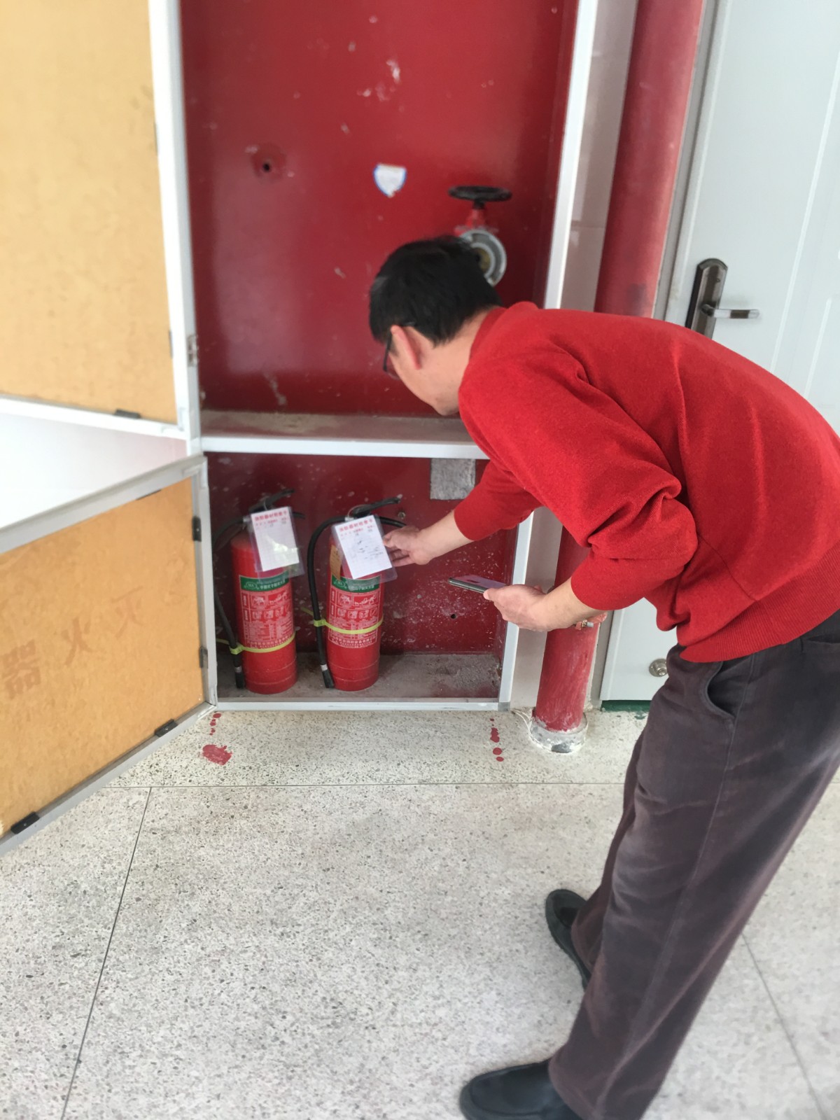 安全检查4.jpg
