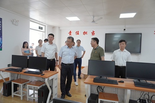 1705277365801650.jpg 参观2.JPG