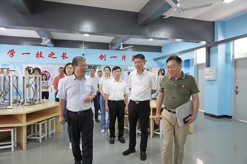 1705277378173490.jpg 参观3.JPG