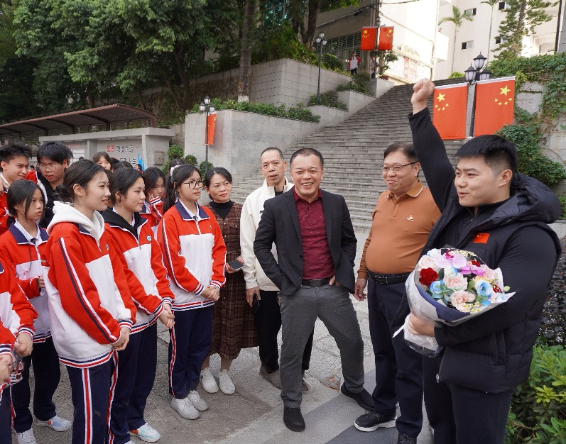 1764721755453989.jpg 图片2.jpg